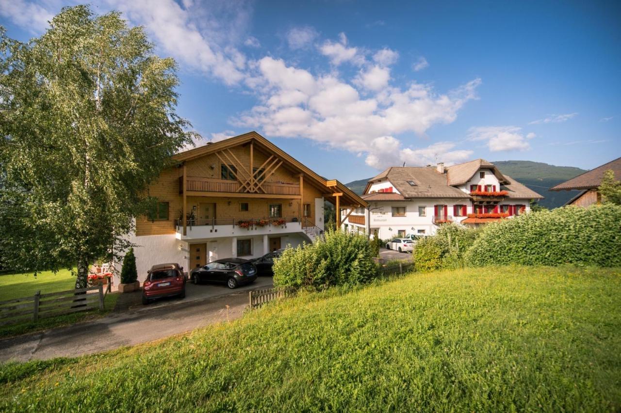 Residence Iris Olang Екстериор снимка