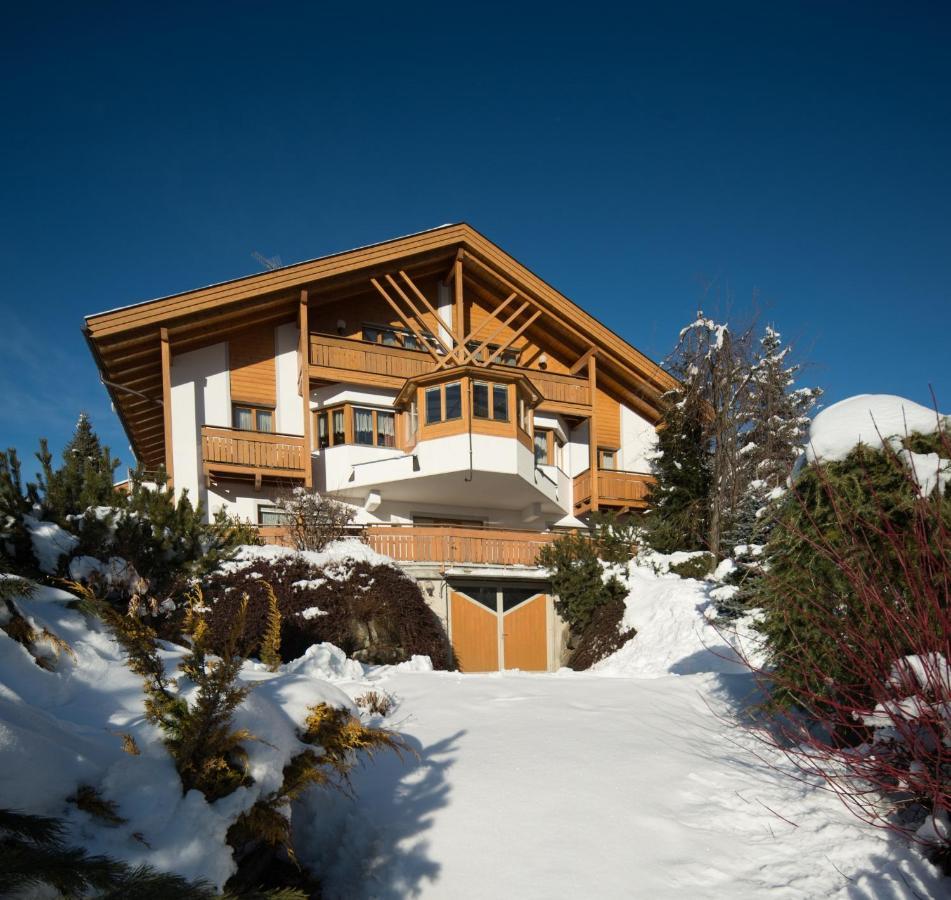 Residence Iris Olang Екстериор снимка