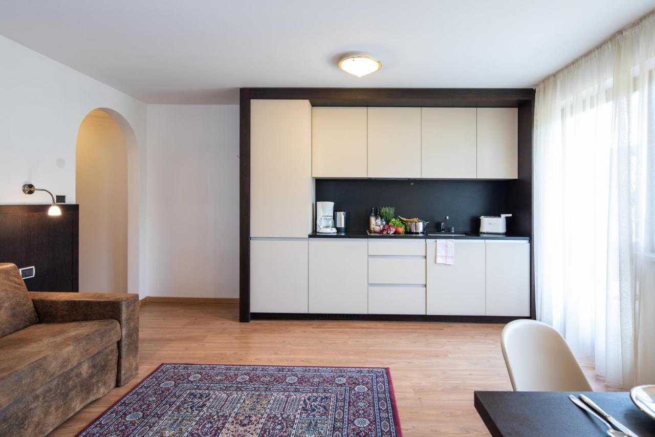 Residence Iris Olang Екстериор снимка